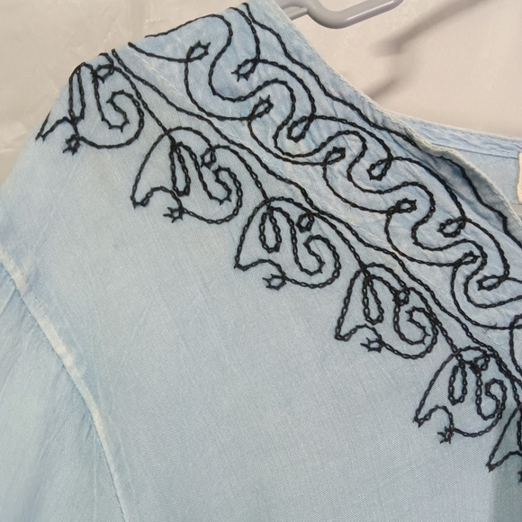 BEACH by Exist Embroidered Cover Up Dress Light Blue Roll Tab Sleeve Size L NWT - Picture 4 of 11